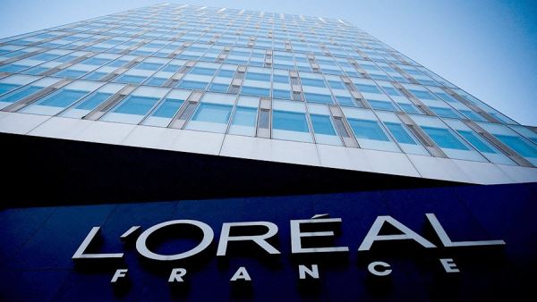 Компания L'Oreal временно закроет магазины в России