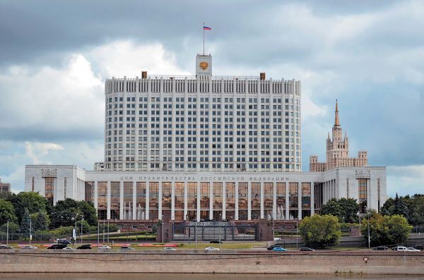 Правительство компенсирует туроператорам затраты на вывоз россиян из-за рубежа